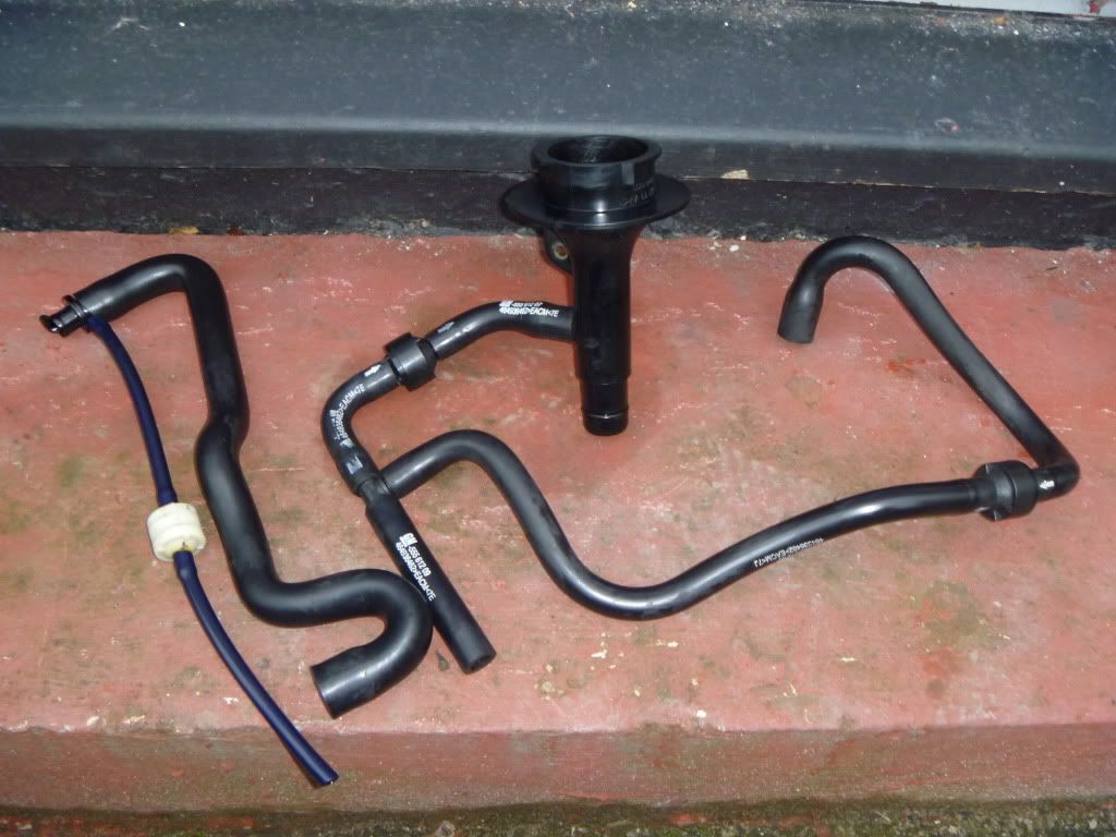 UKSaabs • View topic - Saab 9-5 engine 'breather kit' identification